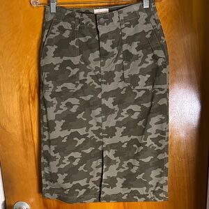 Caslon Green Camouflage Pencil Skirt